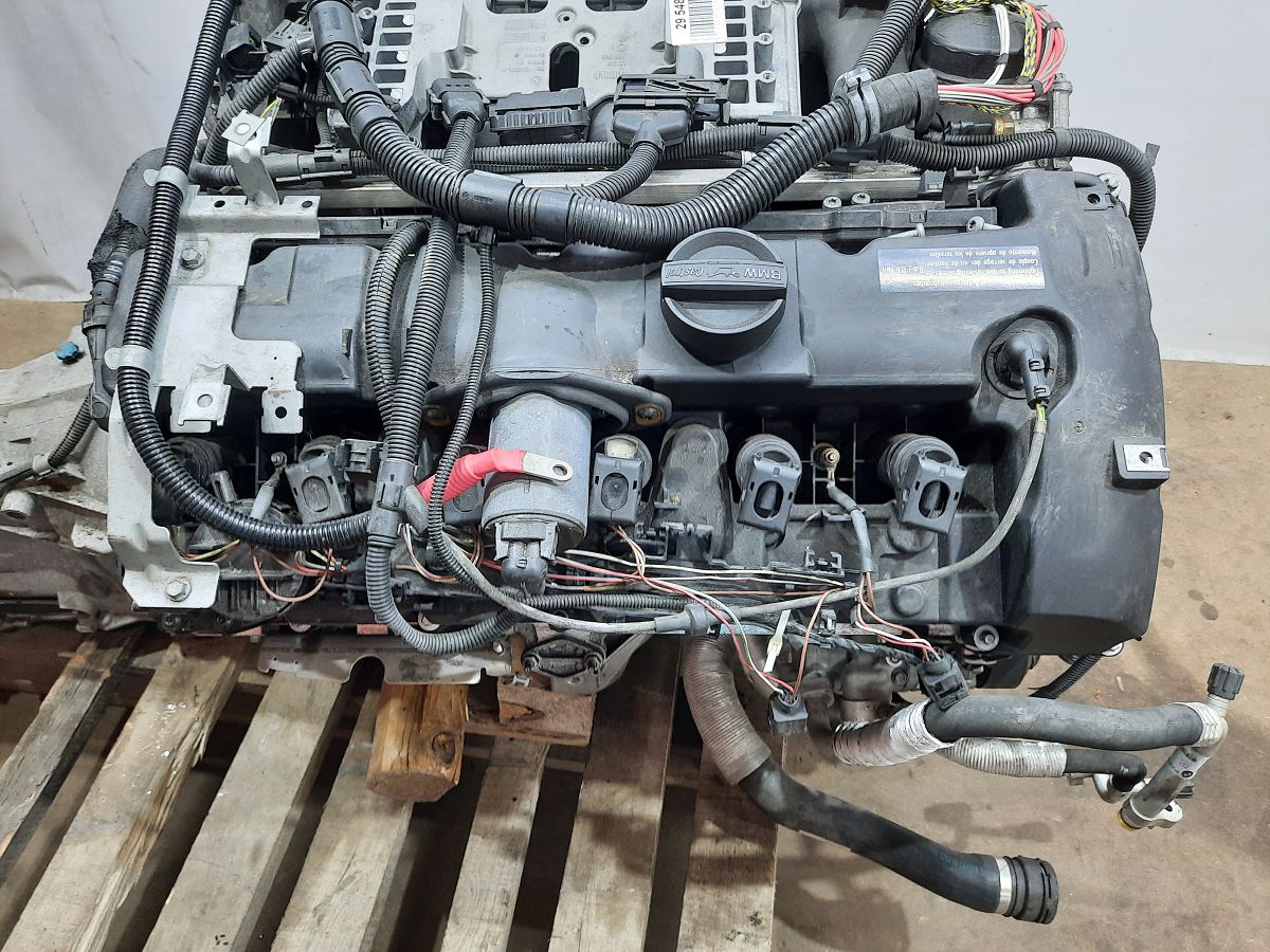 5 series Двигатель утоплен BMW 5 series 2011 N52F10300 BMW 5 series 21