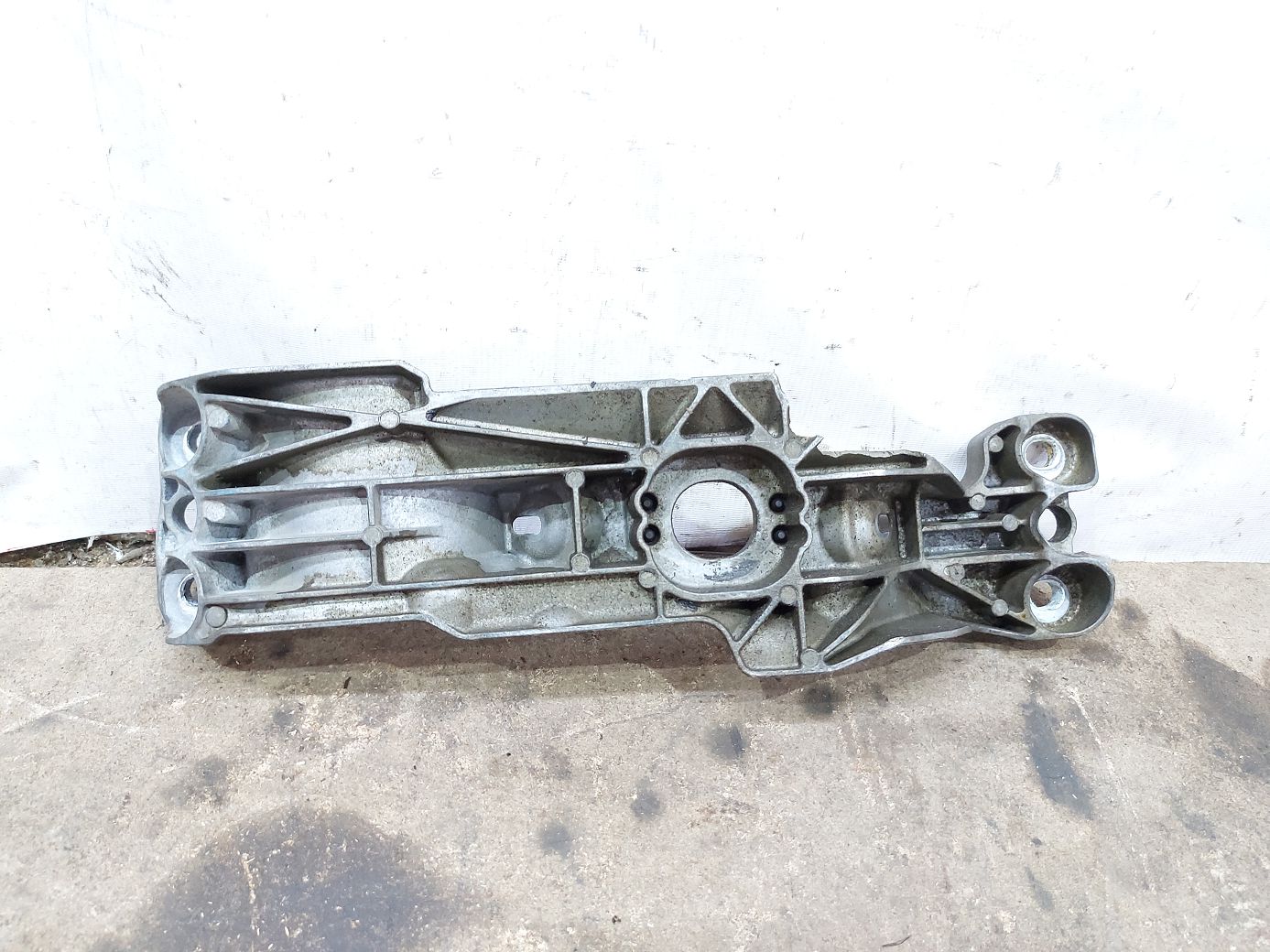 Ats Кронштейн АКПП Cadillac ATS 2016-2019 84119723 Cadillac ATS 4 Ats Кронштейн АКПП Cadillac ATS 2016-2019 84119723 Cadillac ATS 4