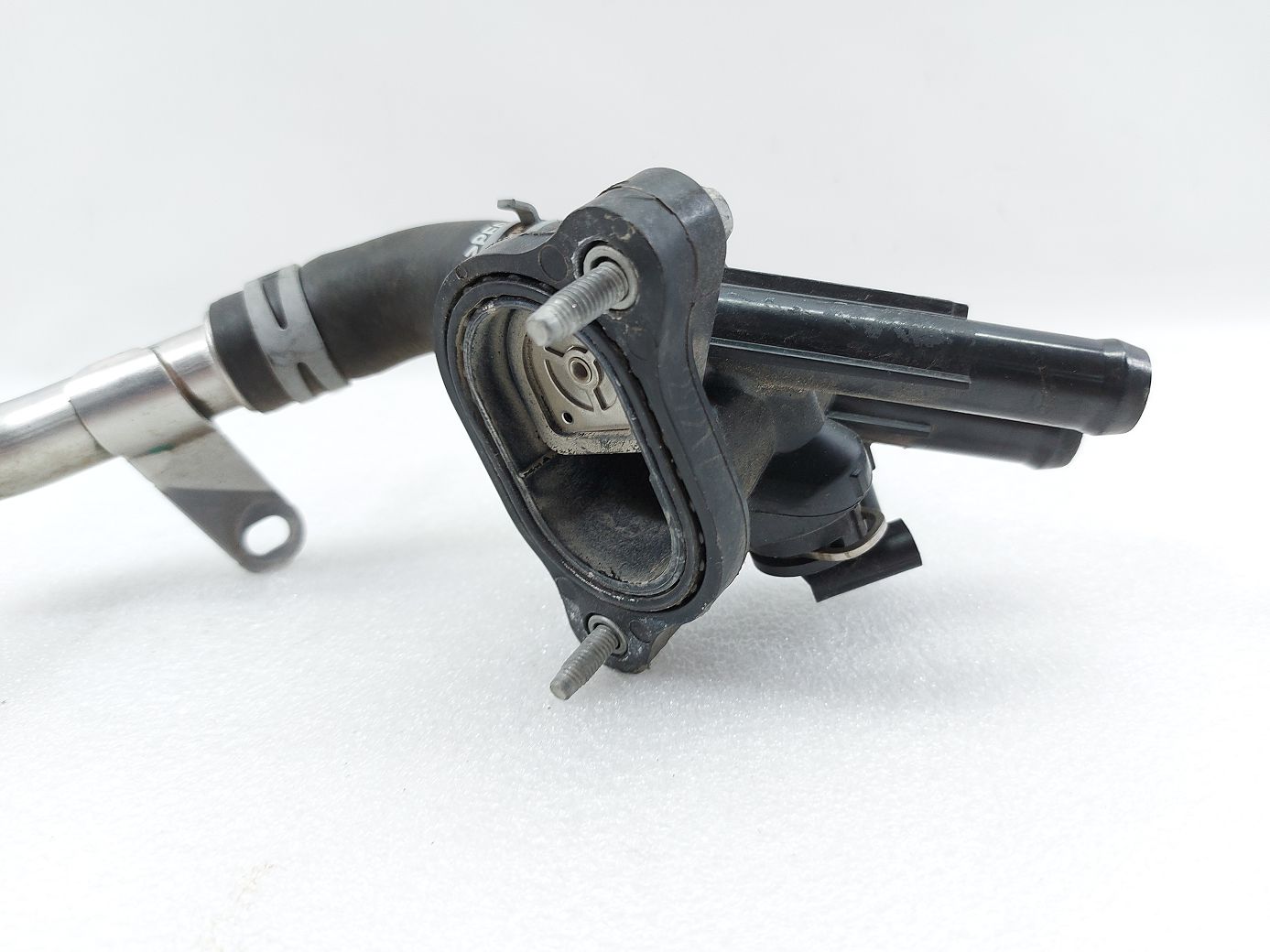 Malibu Корпус термостату Chevrolet Malibu 2016-2021 12707589 Chevrolet Malibu 3 Malibu Корпус термостату Chevrolet Malibu 2016-2021 12707589 Chevrolet Malibu 3