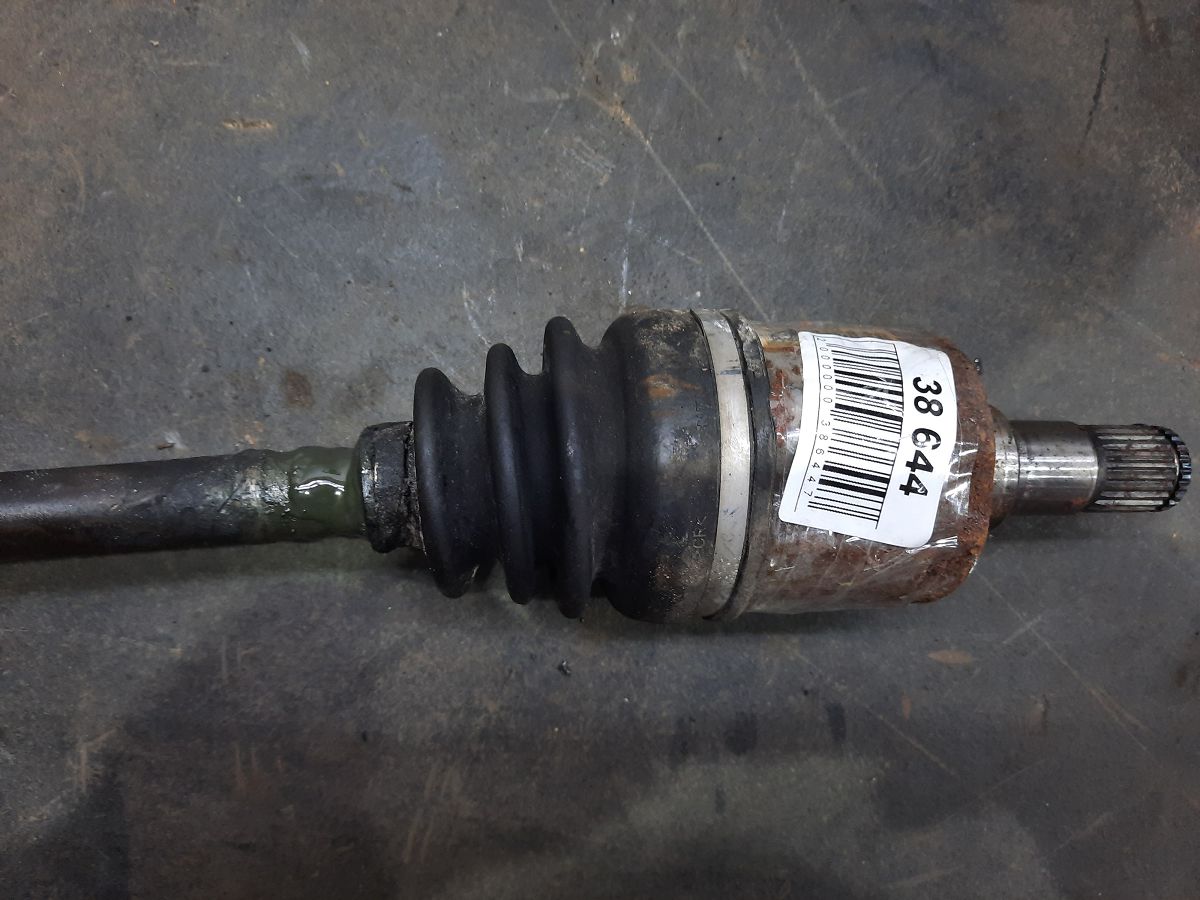 Товари з дефектами Напіввісь передня права (дефектна) Dodge Charger 2006-2021 4578600AB Dodge Charger 3