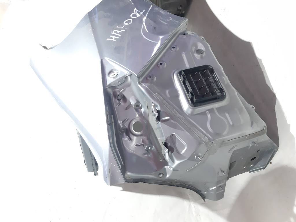 Elantra Четверть задняя правая Hyundai Elantra 2017-2018 70200F2A00 Hyundai Elantra 4