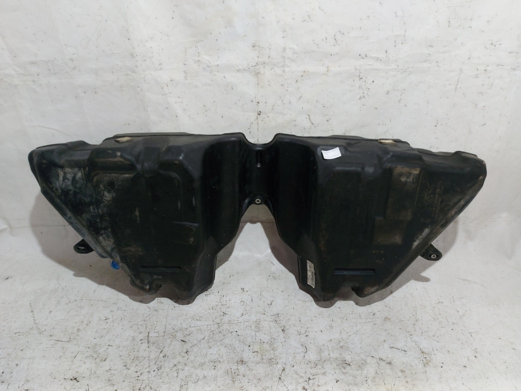 5 series Бензобак BMW 5 series 2010-2019 16117268031 BMW 5 series 4 5 series Бензобак BMW 5 series 2010-2019 16117268031 BMW 5 series 4