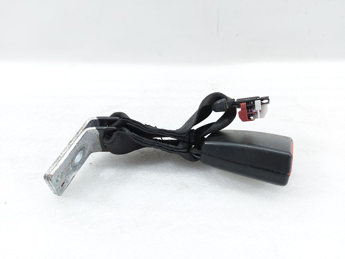 Xf. Замок ременя безпеки задній Jaguar XF 2009-2015 C2Z11011SEL Jaguar XF