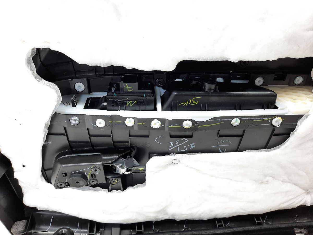 Trax Карта дверей задньої правої Chevrolet Trax 2017 42428180 Chevrolet Trax 6