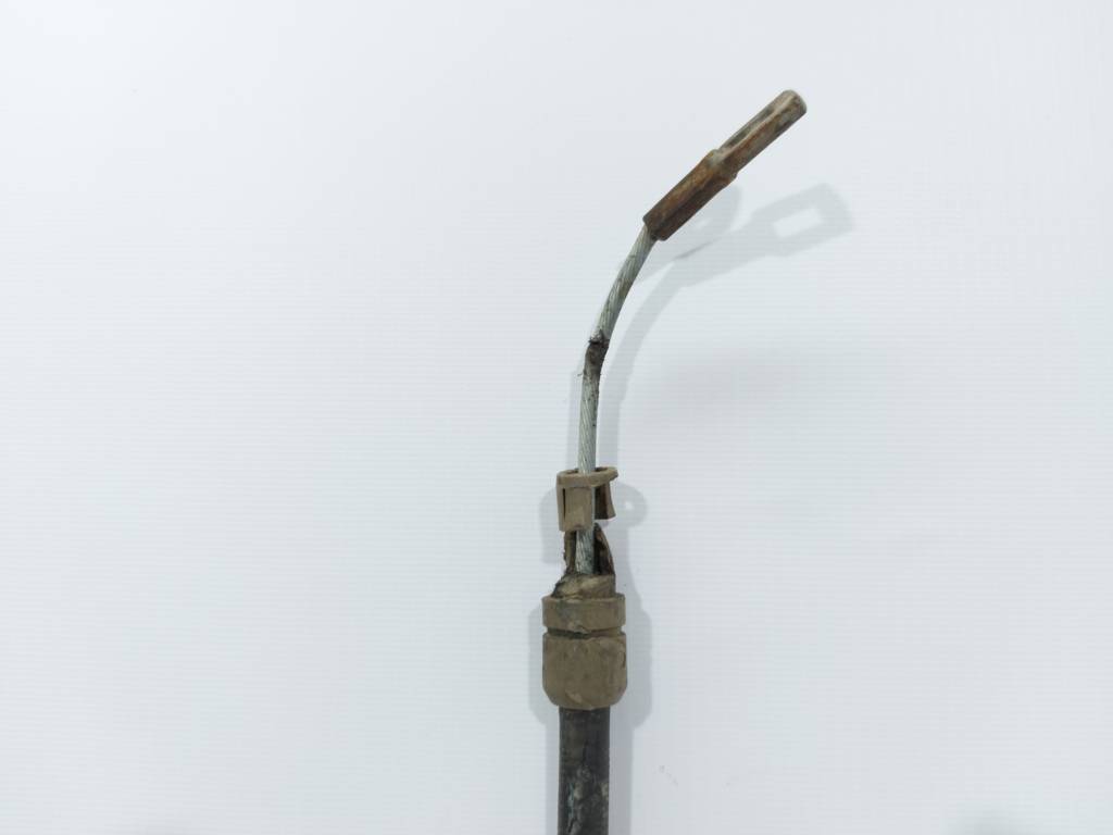 Dart Трос стояночного тормоза правый Dodge Dart 2013-2019 68232030AA Dodge Dart 26