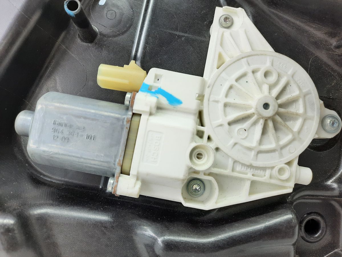 Journey Стеклоподъемник двери задней правой Dodge Journey 2009-2020 68043738AA Dodge Journey 12 Journey Стеклоподъемник двери задней правой Dodge Journey 2009-2020 68043738AA Dodge Journey 12