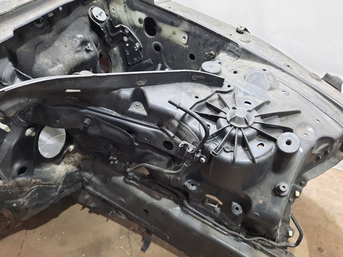 5 series Чверть передня ліва BMW 5 series 2009-2019 41107204047 BMW 5 series 11