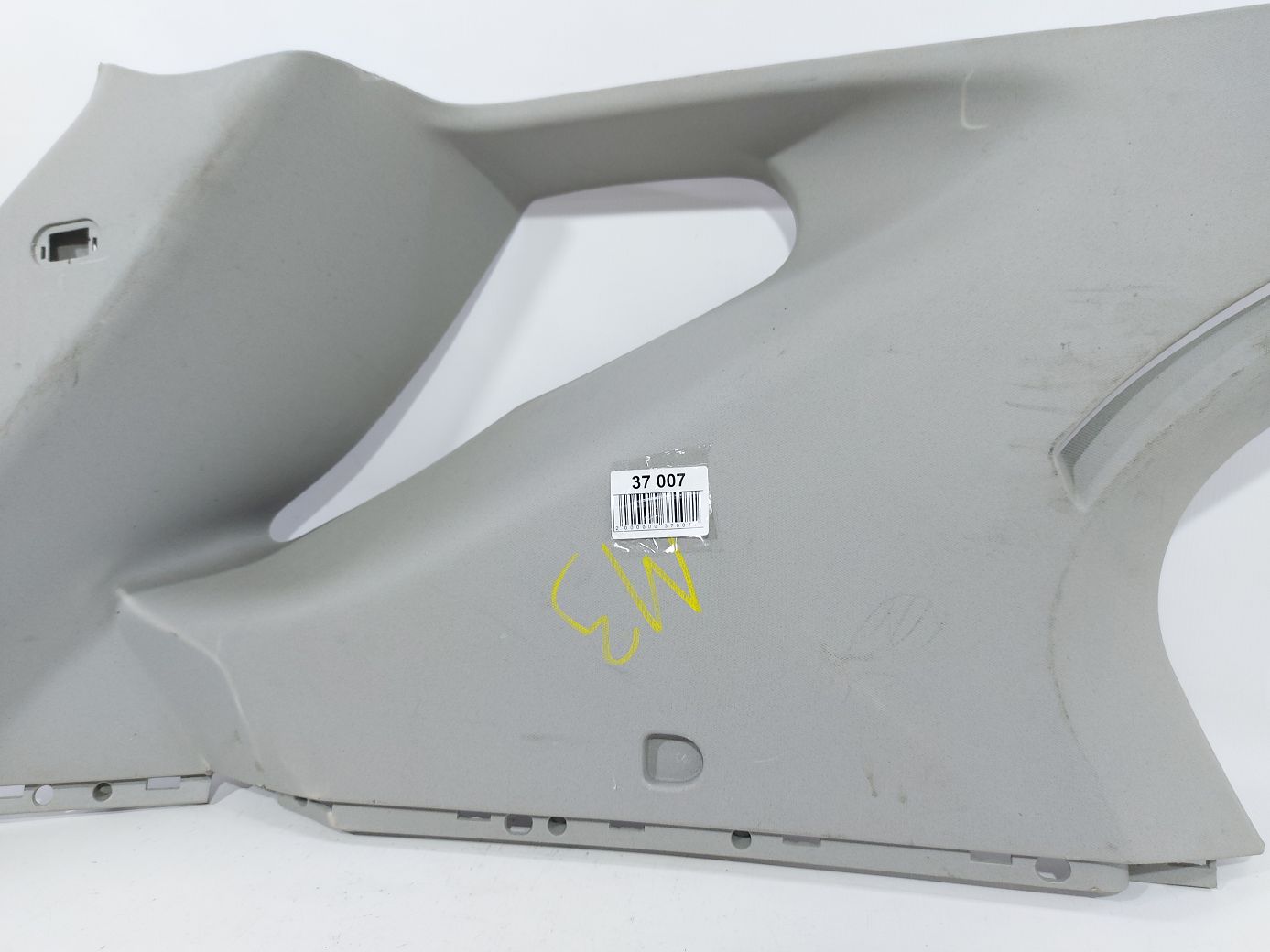 Equinox Обшивка багажного отделения левая верхняя Chevrolet Equinox 2010-2017 22788324 Chevrolet Equinox 4 Equinox Обшивка багажного отделения левая верхняя Chevrolet Equinox 2010-2017 22788324 Chevrolet Equinox 4
