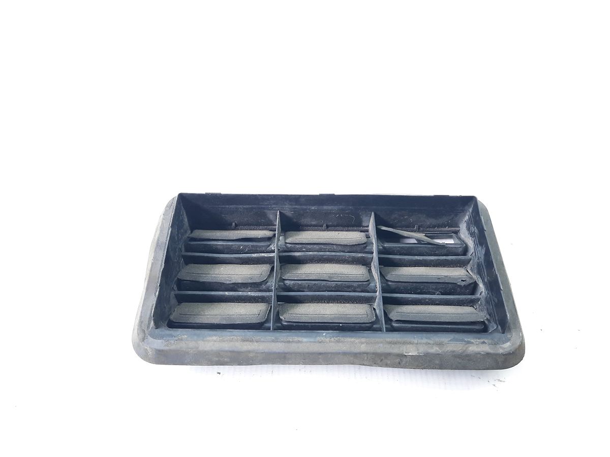 Dart. Вентиляционная решётка кузова левая/правая Dodge Dart 2015 5058636AD Dodge Dart Dart. Вентиляционная решётка кузова левая/правая Dodge Dart 2015 5058636AD Dodge Dart