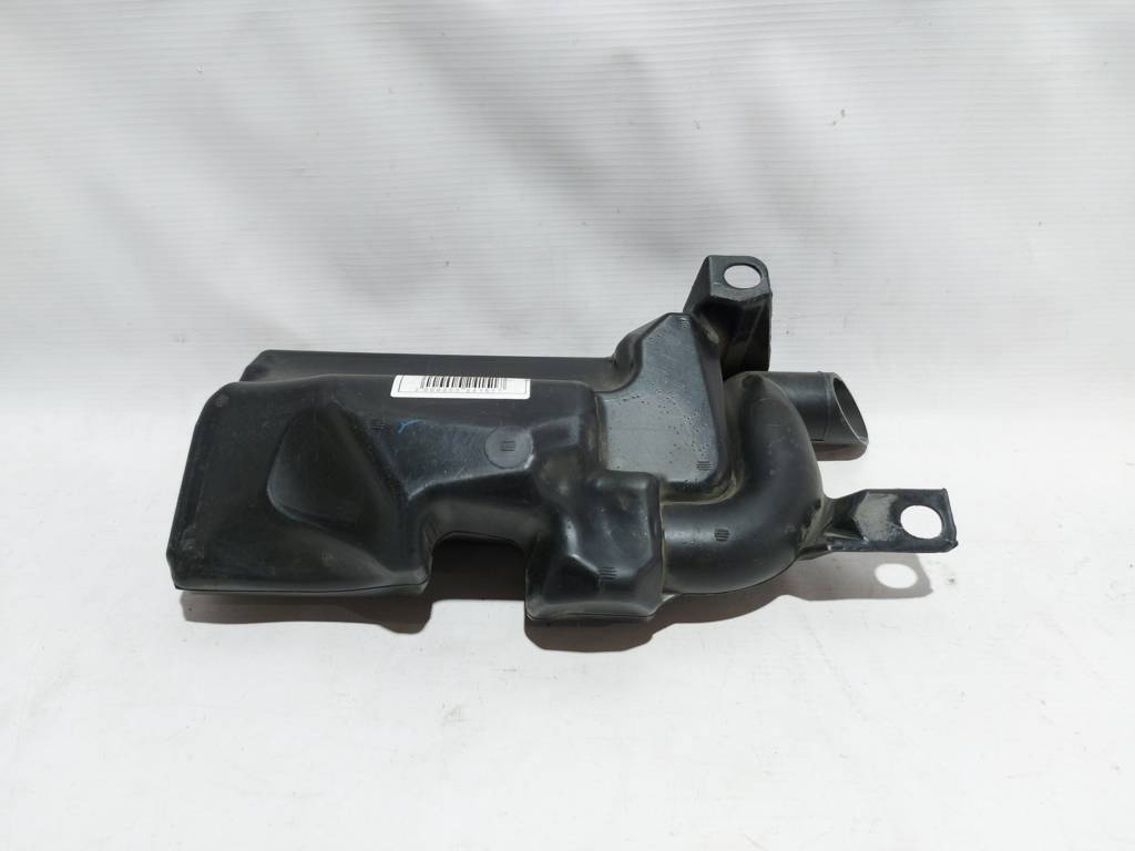 3 Резонатор повітрозабірника Mazda 3 2014-2018 PEAR13195 Mazda 3 12