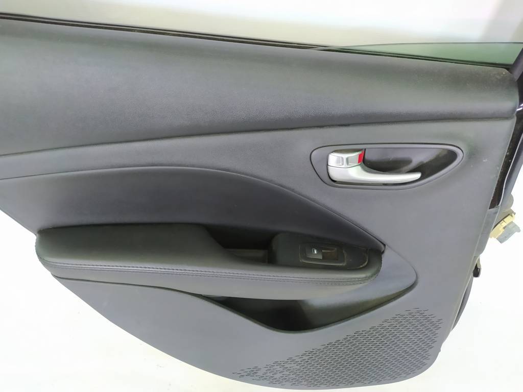 Dart Двері задні ліві Dodge Dart 2013-2019 68158727AD Dodge Dart 46