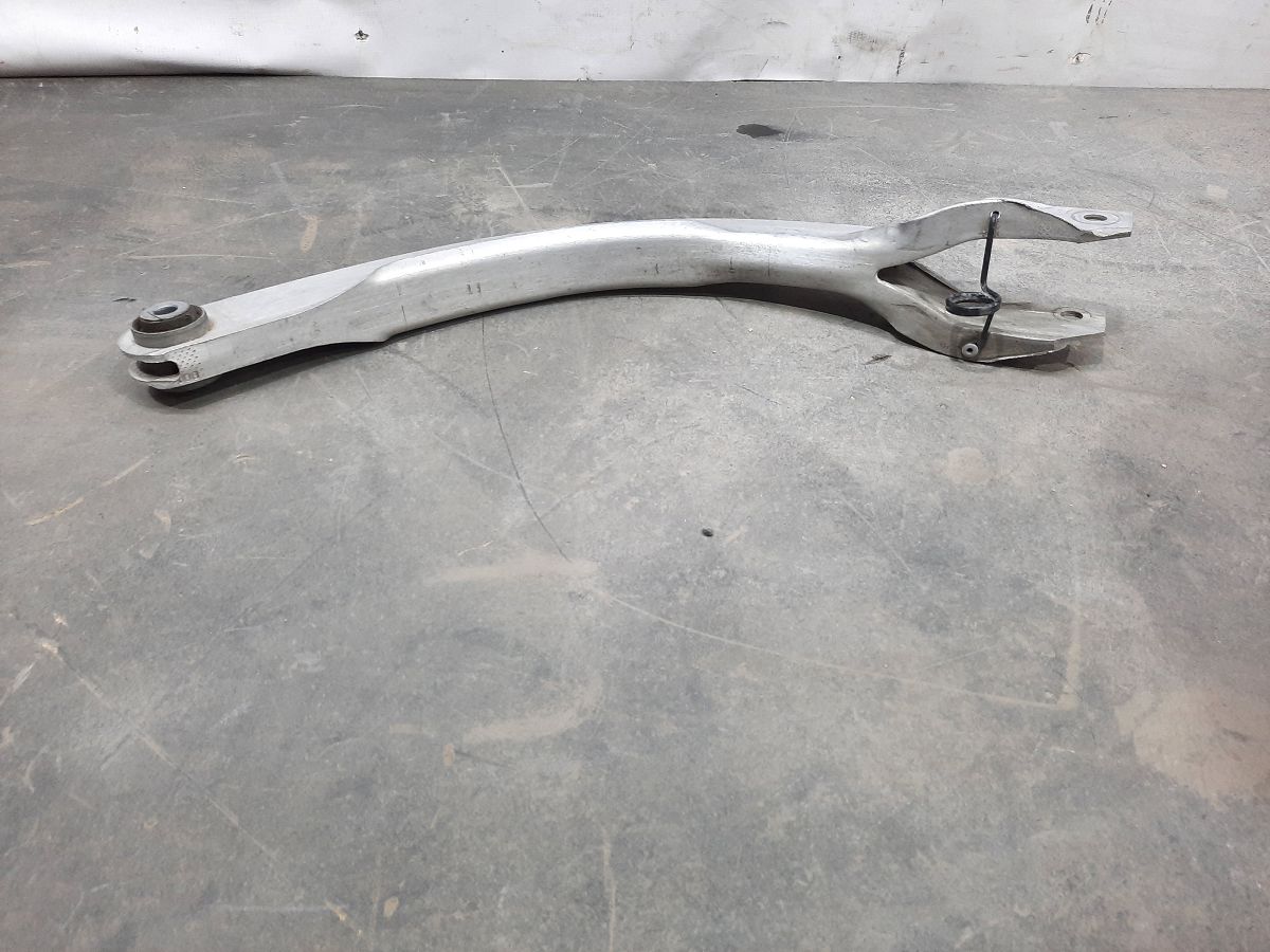 Dart Важіль задній лівий/правий верхній Dodge Dart 2013-2019 5090090AD Dodge Dart 3