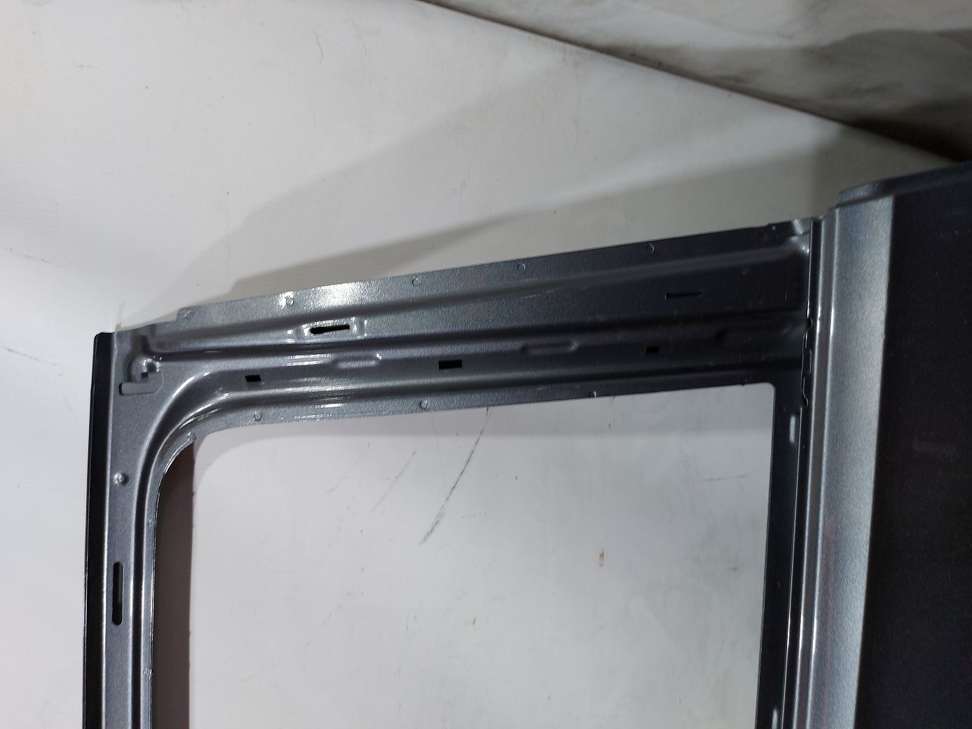 Двери Дверь задняя правая (темно-серая) Volkswagen ID.6 `2021 Volkswagen ID.6 6