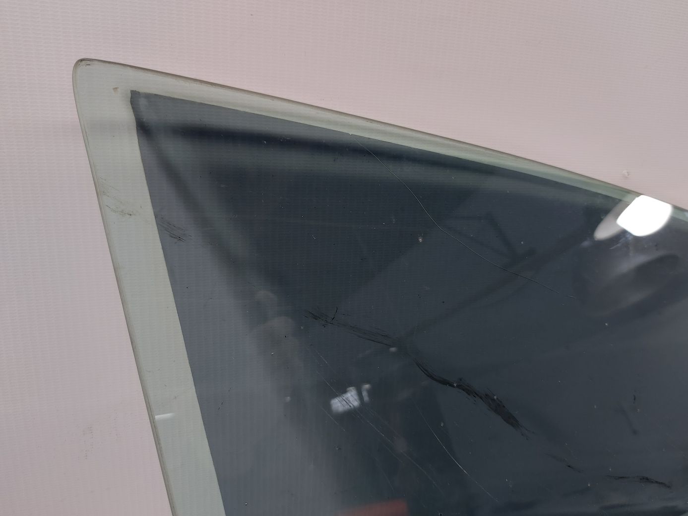 Altima Скло дверей передньої правої Nissan Altima 2013-2018 803009HT0A Nissan Altima 4