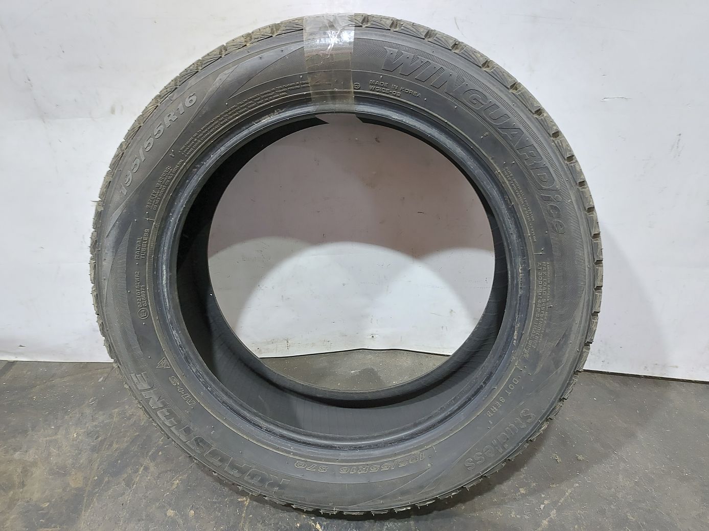 Зимние шины Резина Roadstone Winguard Ice 195/55R16 87Q зима 6