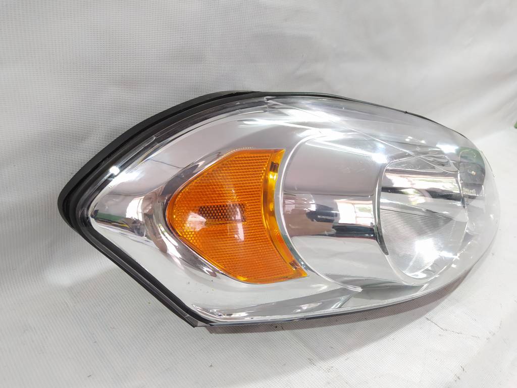 Impala Фара передня права Chevrolet Impala 2009-2013 25958360 Chevrolet Impala 2