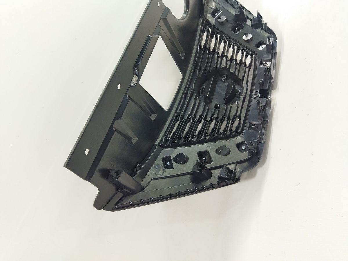 Грати радіатора в зборі Решітка радіатора Nissan X-TRAIL 2017-2020 623106FL0A Nissan X-TRAIL 6 Грати радіатора в зборі Решітка радіатора Nissan X-TRAIL 2017-2020 623106FL0A Nissan X-TRAIL 6