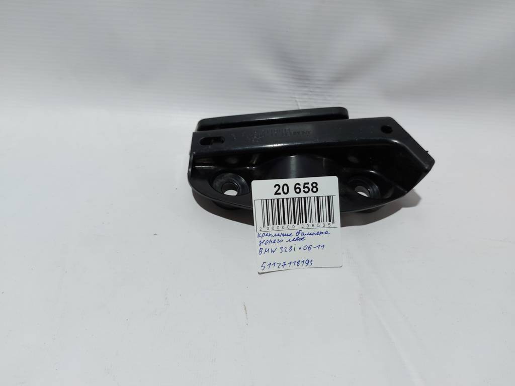 328i xdrive Кріплення заднього бампера ліве BMW 328i xDrive 2006-2011 51127118193 BMW 328i xDrive 2