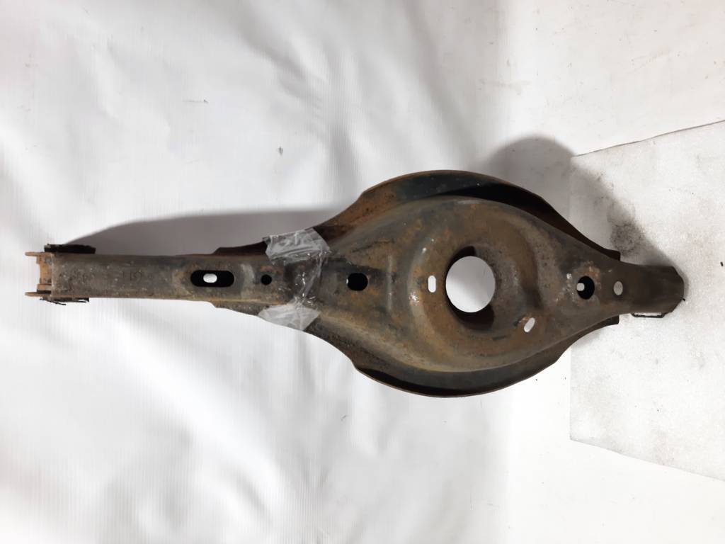 6 Важіль задній правий нижній Mazda 6 2014-2017 GHP9-28-300A Mazda 6 4