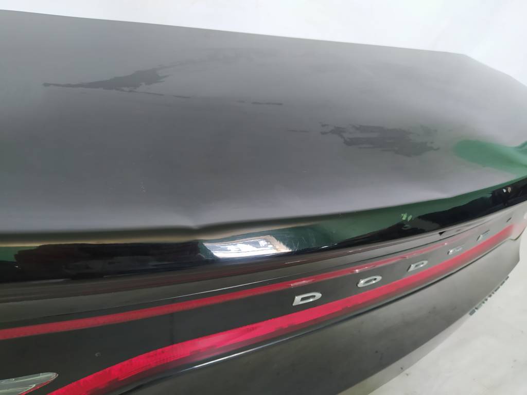 Dart Кришка багажника Dodge Dart 2013-2019 68081664AC Dodge Dart 43