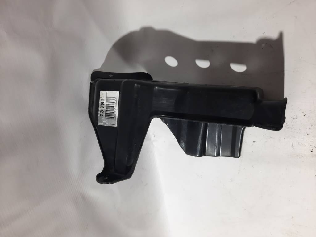 Sienna Захист заливної горловини нижній Toyota SIENNA 2004-2016 7766108020 Toyota SIENNA 1 Sienna Захист заливної горловини нижній Toyota SIENNA 2004-2016 7766108020 Toyota SIENNA 1