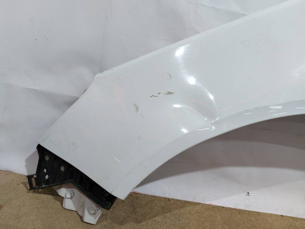 Товары с дефектами Крыло переднее левое (дефект) Buick Regal 2012-2017 22810641 Buick Regal 3