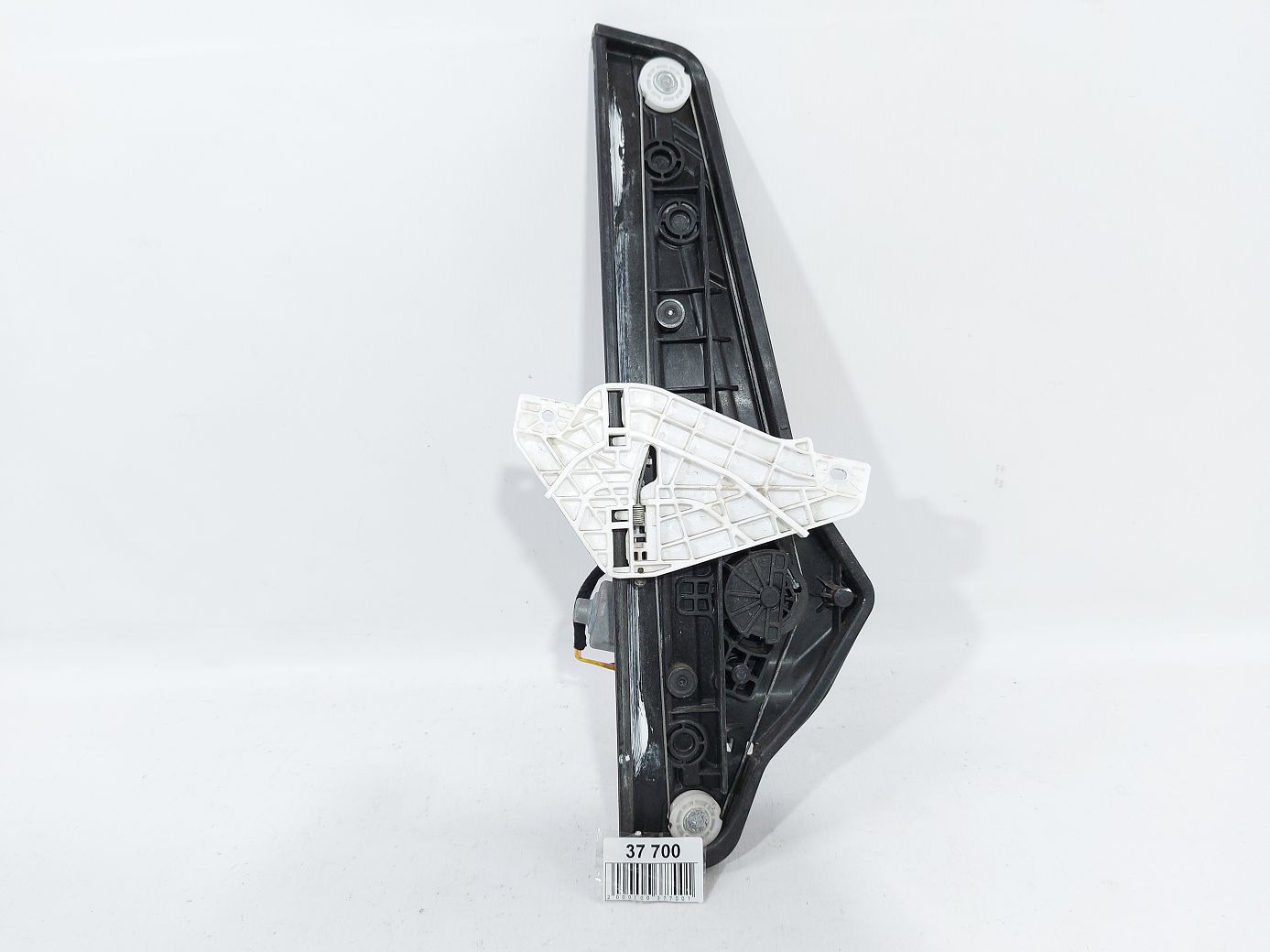 Veloster. Склопідйомник дверей передньої правої Hyundai Veloster 2012-2017 824022V000 Hyundai Veloster