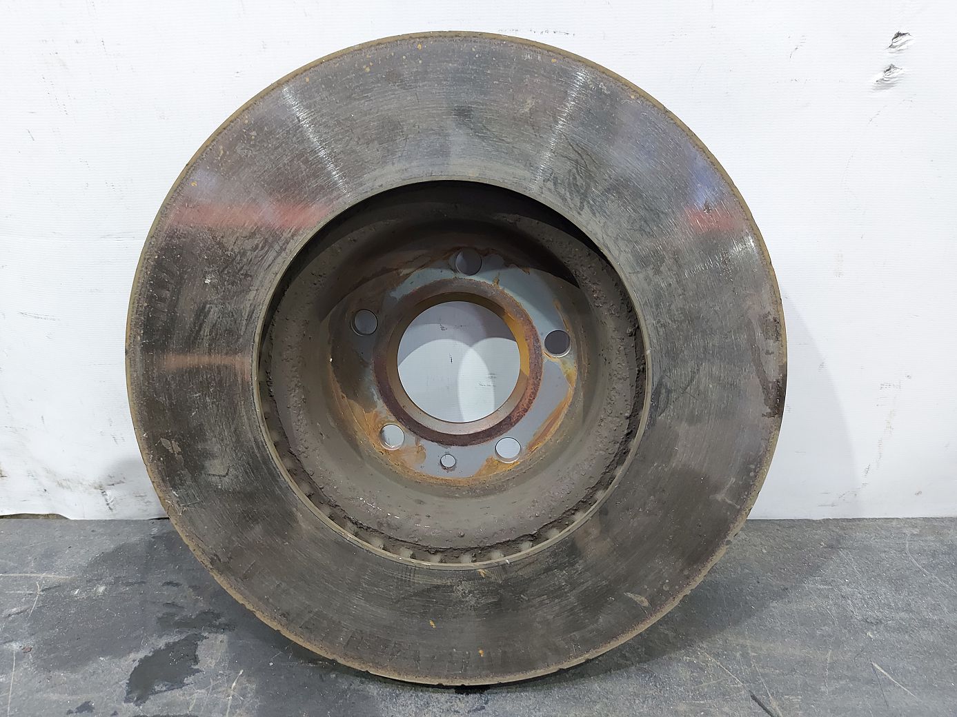 Ats Диск гальмівний передній лівий/правий Cadillac ATS 2013-2019 23118082 Cadillac ATS 8