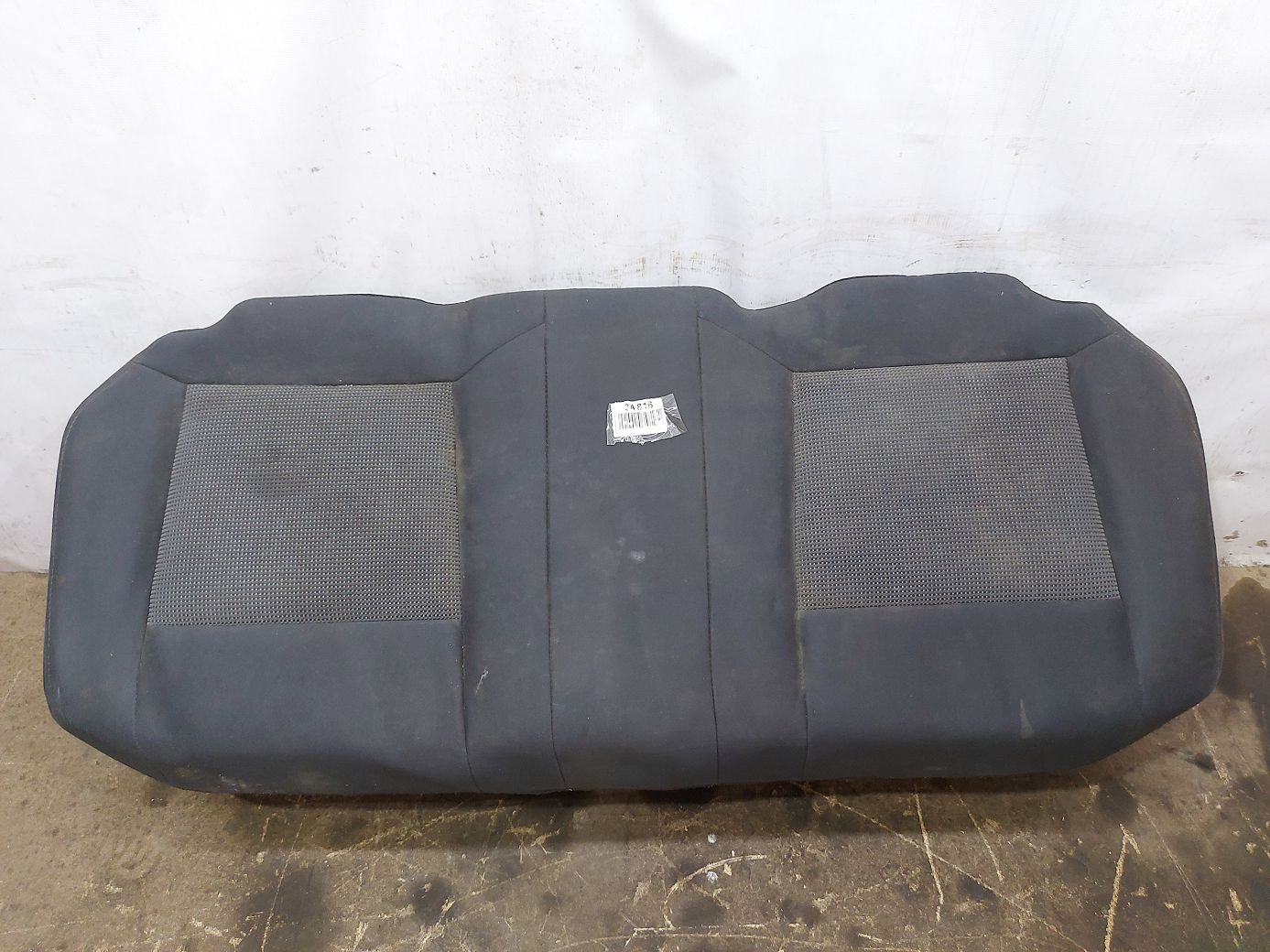 Patriot. Нижня частина заднього ряду сидінь Jeep Patriot 2010-2015 1RS55XDVAB Jeep Patriot