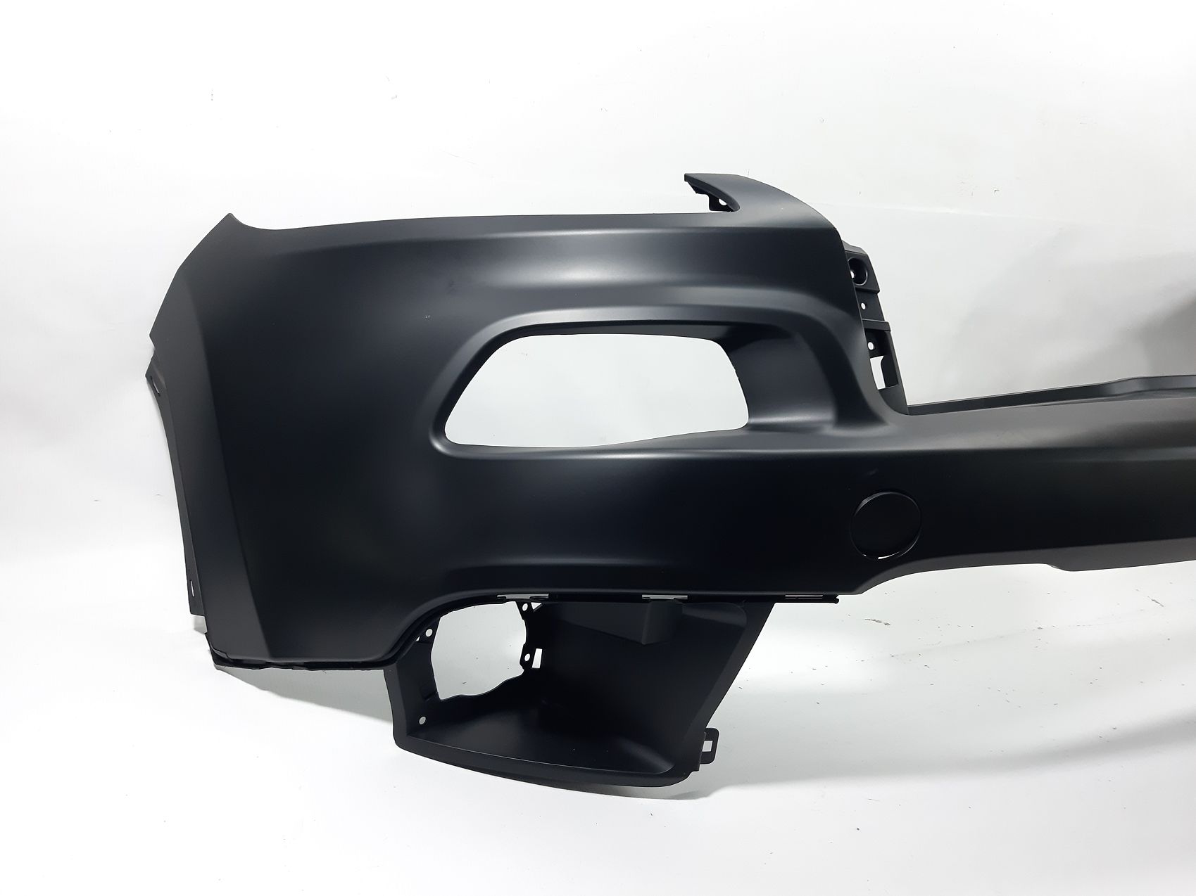 Передние бамперы Бампер верхний Jeep Cherokee KL 2014-2018 5NJ52TZZAB 2 Передние бамперы Бампер верхний Jeep Cherokee KL 2014-2018 5NJ52TZZAB 2