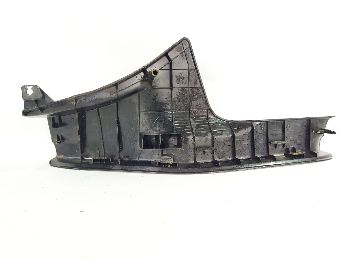 Forester Накладка порога ззаду ліва Subaru Forester 2014-2018 94061SG010VH Subaru Forester 4