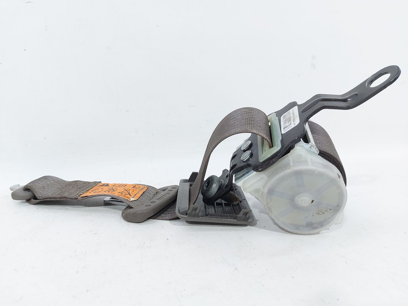 Malibu Ремень безопасности задний центральный Chevrolet Malibu 2018 84560442 Chevrolet Malibu 3