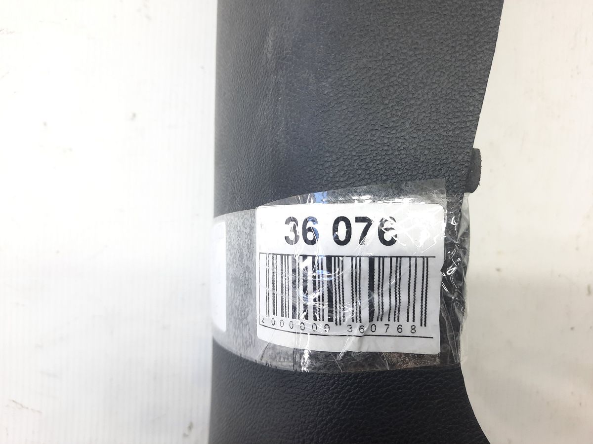 Dart Накладка стійки задньої права Dodge Dart 2013-2019 1SW46DX9AF Dodge Dart 11