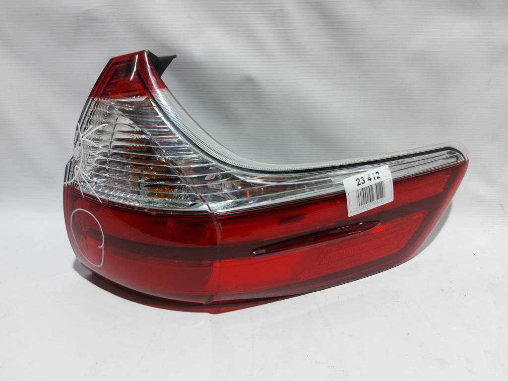 Sienna. Ліхтар задній правий  дефект Toyota SIENNA 2015-2019 8155008050 Toyota SIENNA