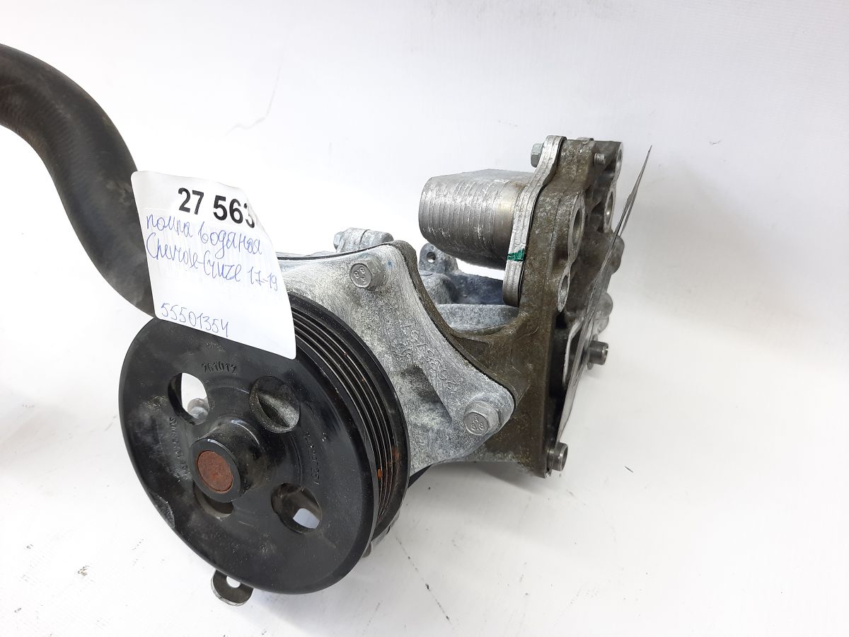 Cruze Помпа водяна Chevrolet Cruze 2017-2019 55501354 Chevrolet Cruze 2