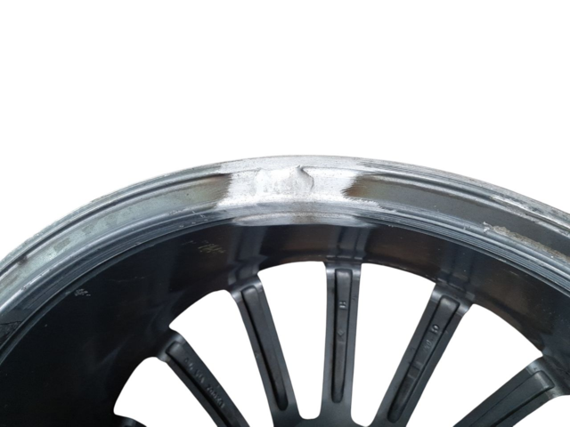 Эмблемы колёсного диска Диск колісний R19 (варений) Mercedes-Benz S-Class 2012 8.5