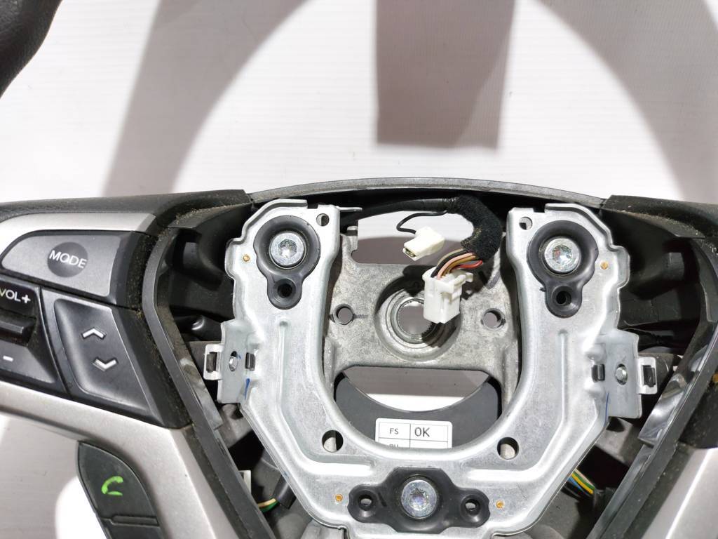 Veloster Рульове колесо Hyundai Veloster 2012-2017 561102V720RY Hyundai Veloster 3