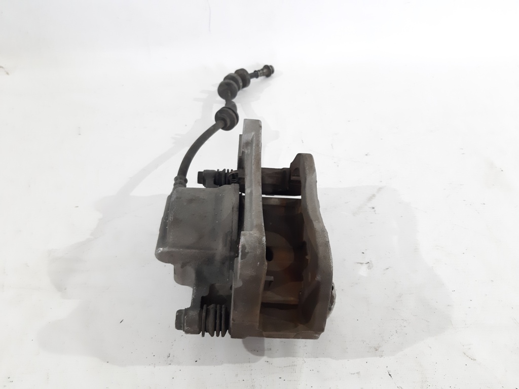 200s Суппорт тормозной передний правый Chrysler 200 S 2015-2017 68225168AC Chrysler 200 S 4