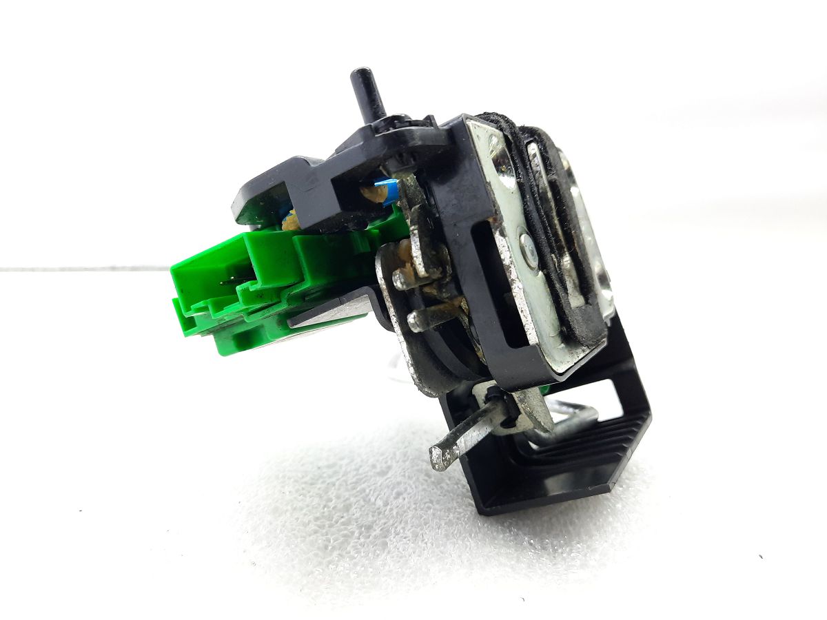 Accent Замок дверей задньої правої Hyundai Accent 2012-2017 814201R020 Hyundai Accent 5