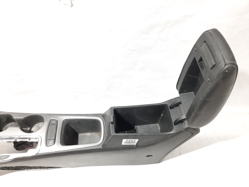Cruze Консоль центральна Chevrolet Cruze 2016-2019 84139030 Chevrolet Cruze 10