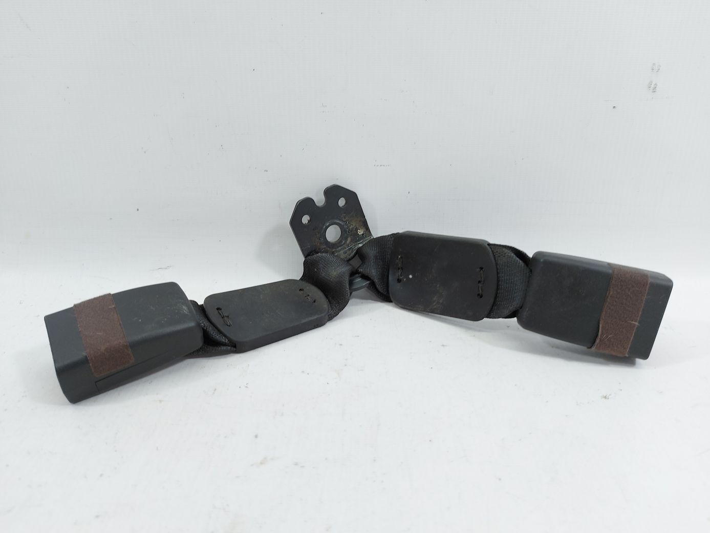 Ats Замки ременя безпеки задні Cadillac ATS 2013-2019 19330995 Cadillac ATS 2