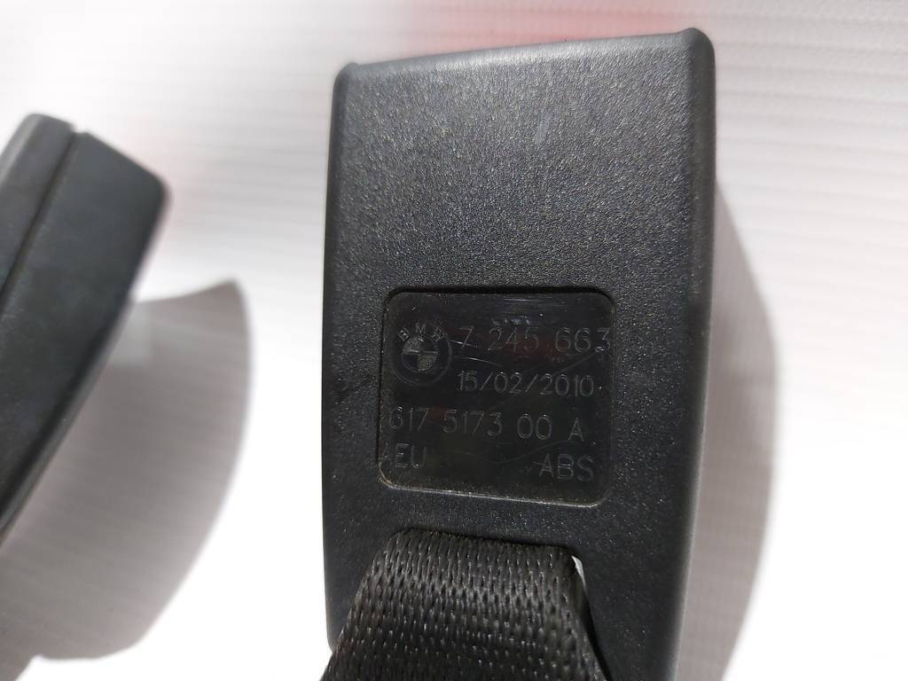 328i xdrive Засувки ременів безпеки задні праві BMW 328i xDrive 2009-2012 72117245663 BMW 328i xDrive 4