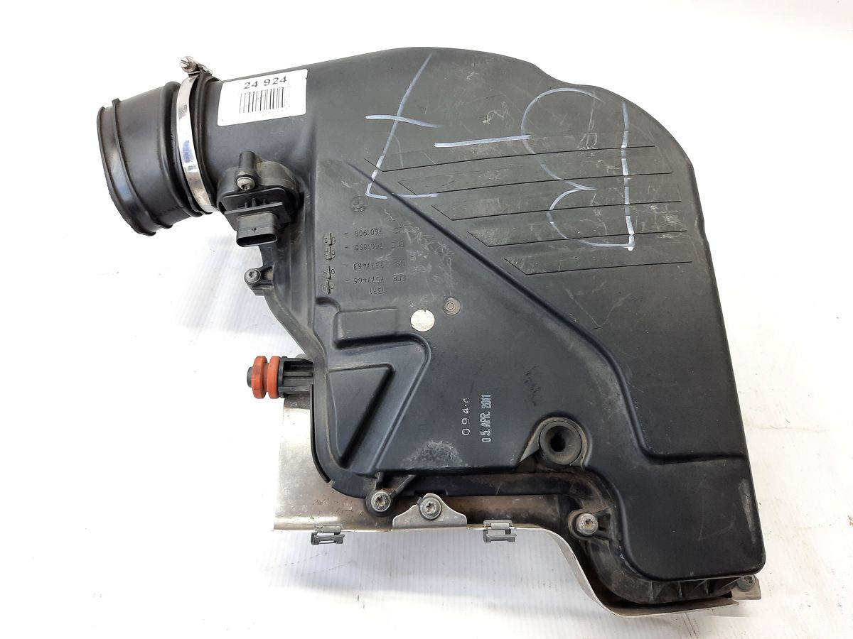 7 series Корпус повітряного фільтра правий BMW 7 2012 13717577463 BMW 7 7