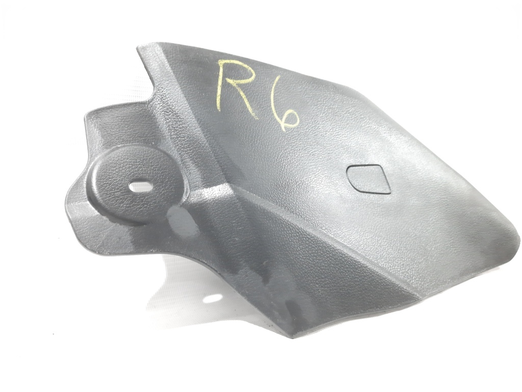 Forte Накладка центральної консолі ліва Kia Forte 2014-2018 84630A7000 Kia Forte 3