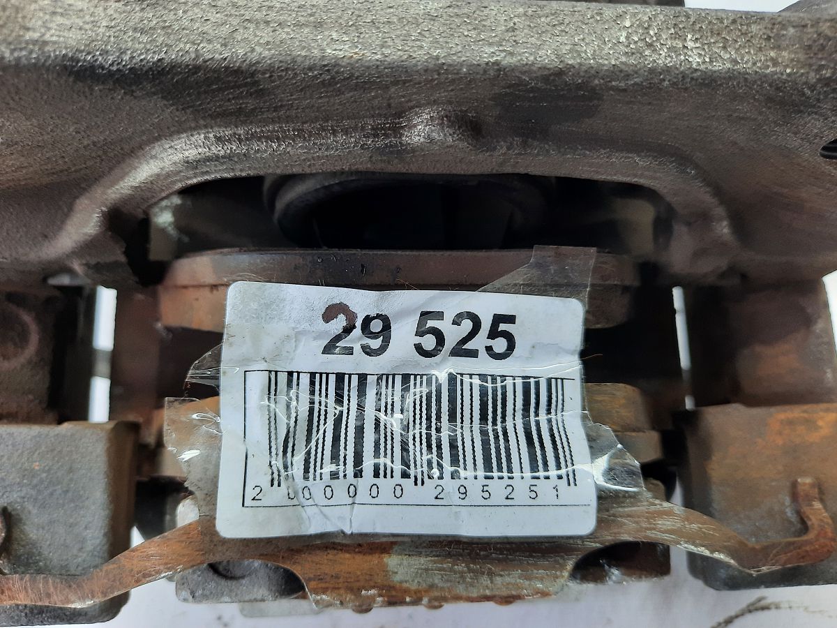 5 series Суппорт тормозной передний правый BMW 5 series 2011-2016 34116791920 BMW 5 series 8