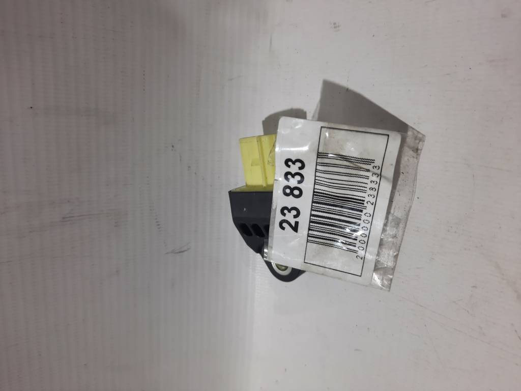 Sienna Датчик бічного удару Toyota SIENNA 2015-2019 8983108050 Toyota SIENNA 2 Sienna Датчик бічного удару Toyota SIENNA 2015-2019 8983108050 Toyota SIENNA 2