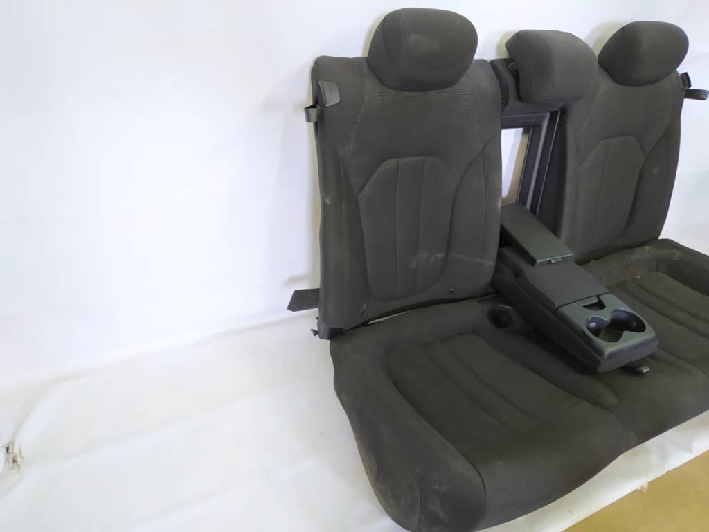 200s Сидіння заднє Chrysler 200 S 2015-2017 6AF00DX9AC Chrysler 200 S 4