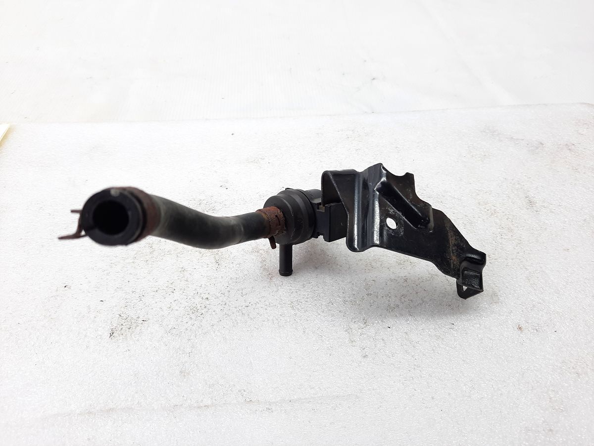 Forte. Клапан абсорбера парів палива Kia Forte 2014-2018 289102E000 Kia Forte