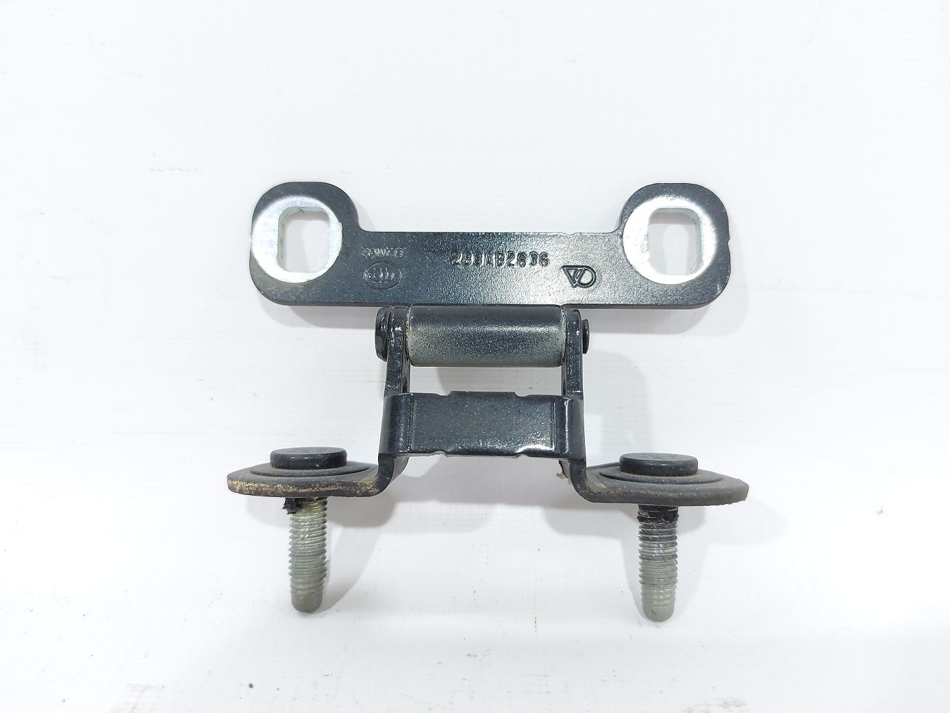 Grand caravan. Петля крышки багажника левая/правая Dodge Grand Caravan 2008-2020 5020858AD Dodge Grand Caravan