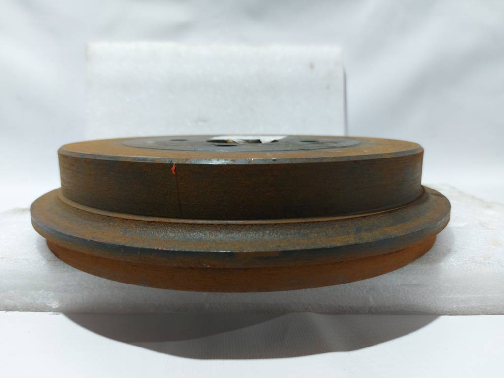 Prius c Барабан гальмівний задній лівий/правий Toyota Prius C 2012-2019 4243152090 Toyota Prius C 4